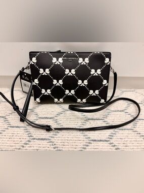 KARL LAGERFIELD NWT Y2K Chic Black & White Logo Print 2-Way Wristlet Crossbody